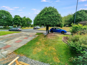 Photo 13- click for photo gallery